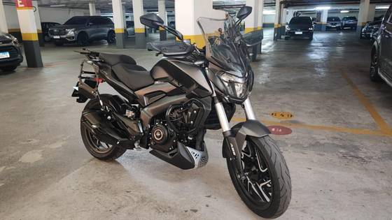 BAJAJ DOMINAR 400 BAJAJ DOMINAR 400